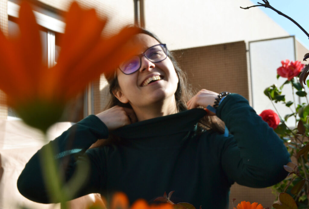 A Girass&oacute;is d' Amor dedica-se ao desenvolvimento infantil atrav&eacute;s de pr&aacute;ticas de Yoga para beb&eacute;s, crian&ccedil;as e fam&iacute;lias.